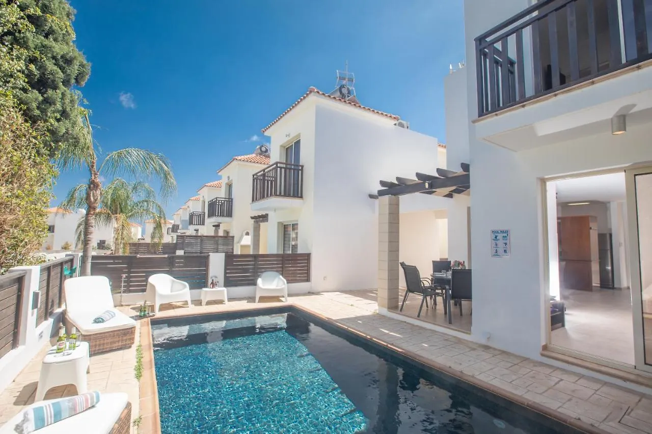פרוטאראס Sunny Side Up Villa